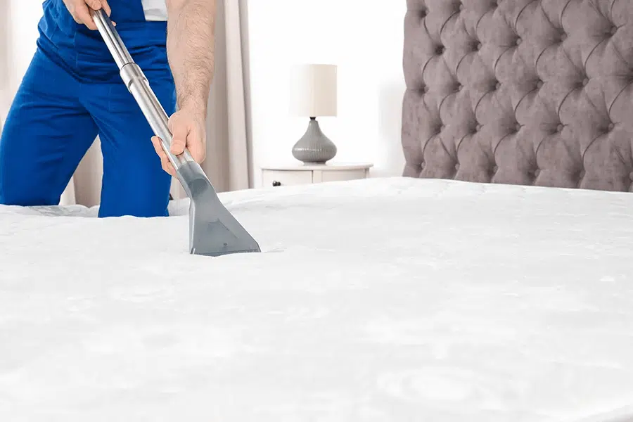 Профессиональная химчистка кровати